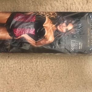 Ann Chery Animal Print Latex Waist Trainer…